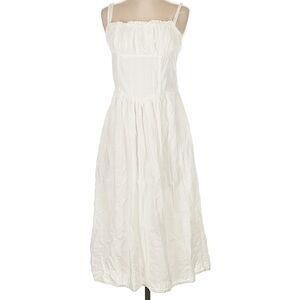 Elegant White Sleeveless Dress
